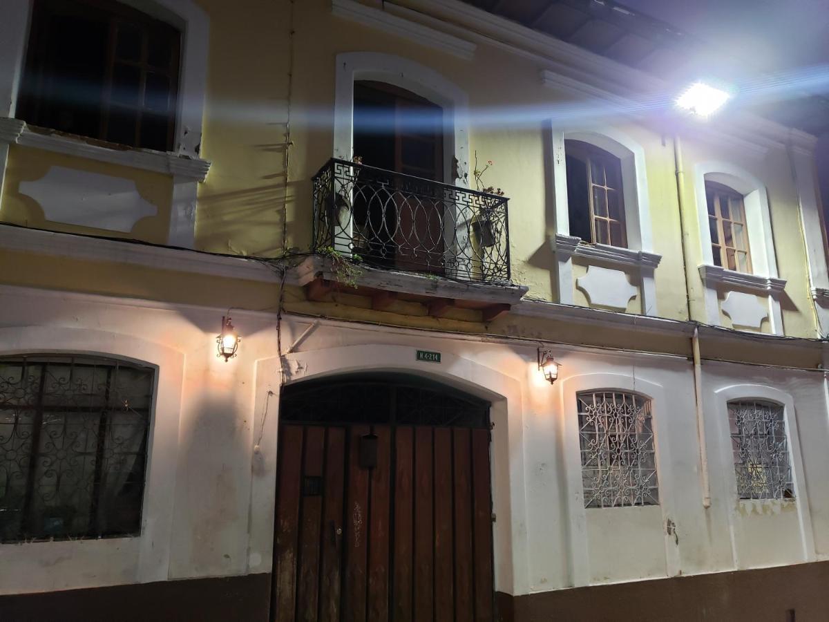 Casa Vieja Del Centro Historico Apartman Quito Kültér fotó